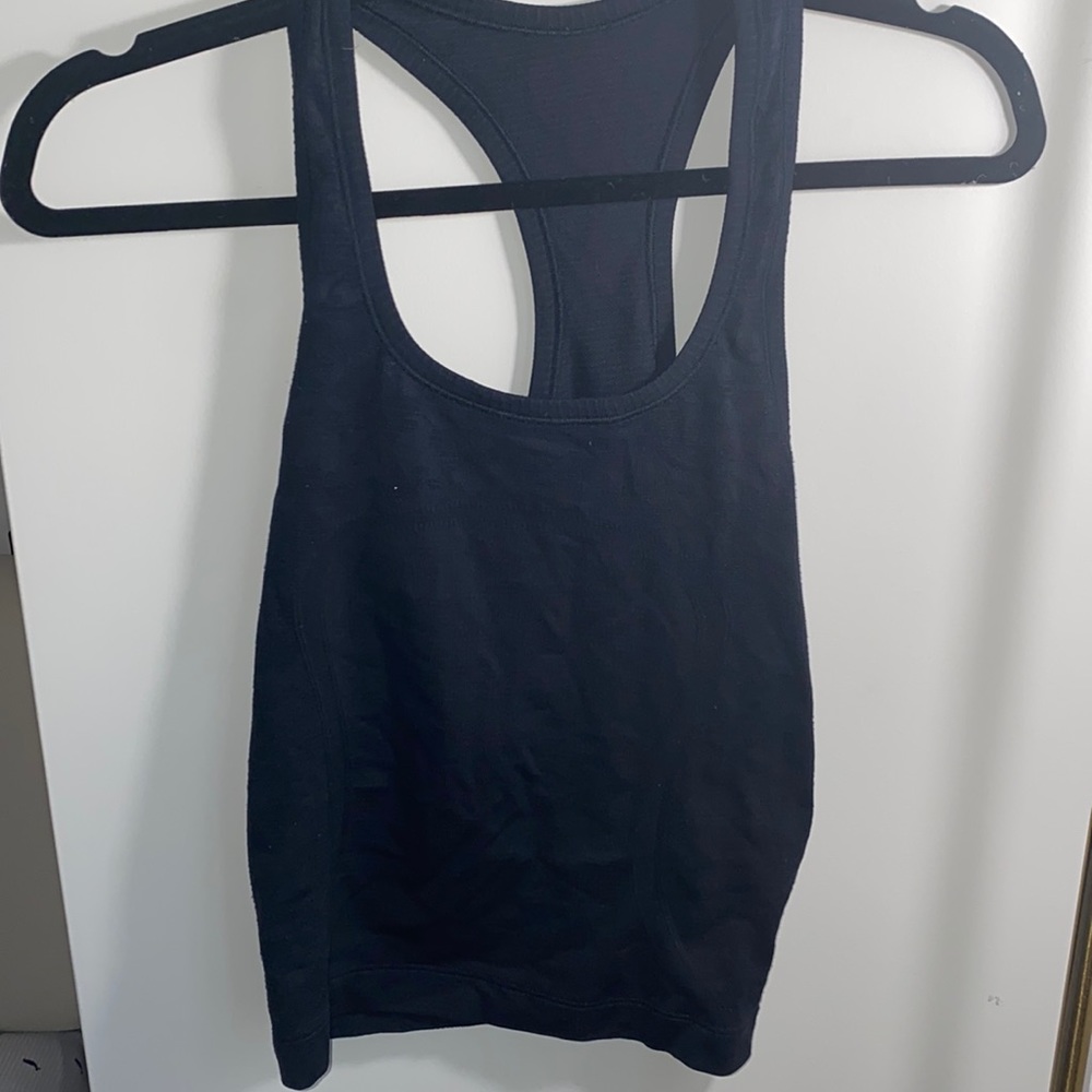 Lululemon swiftly tank top navy sz 6